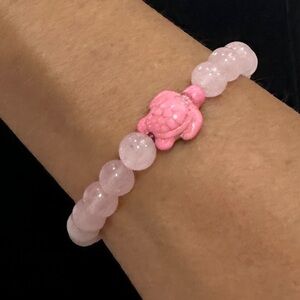 Turtle - Stretchy Bracelet- New! Great gift for any age